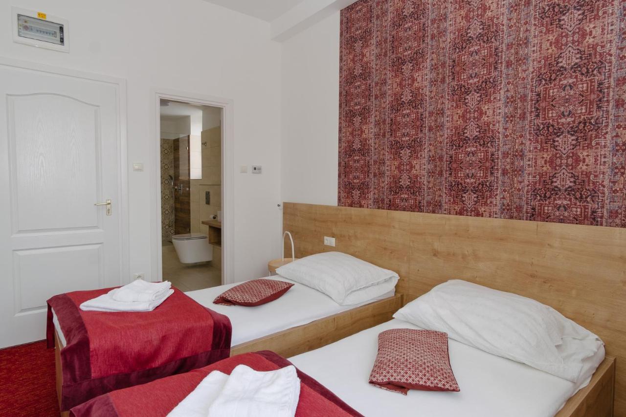 Oazis Panzio Bed and Breakfast Nagykanizsa Εξωτερικό φωτογραφία