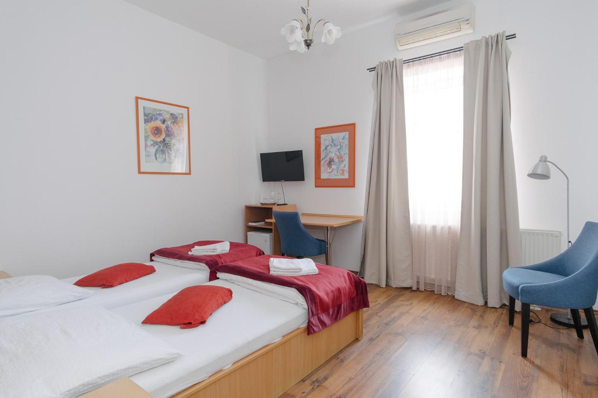 Oazis Panzio Bed and Breakfast Nagykanizsa Εξωτερικό φωτογραφία